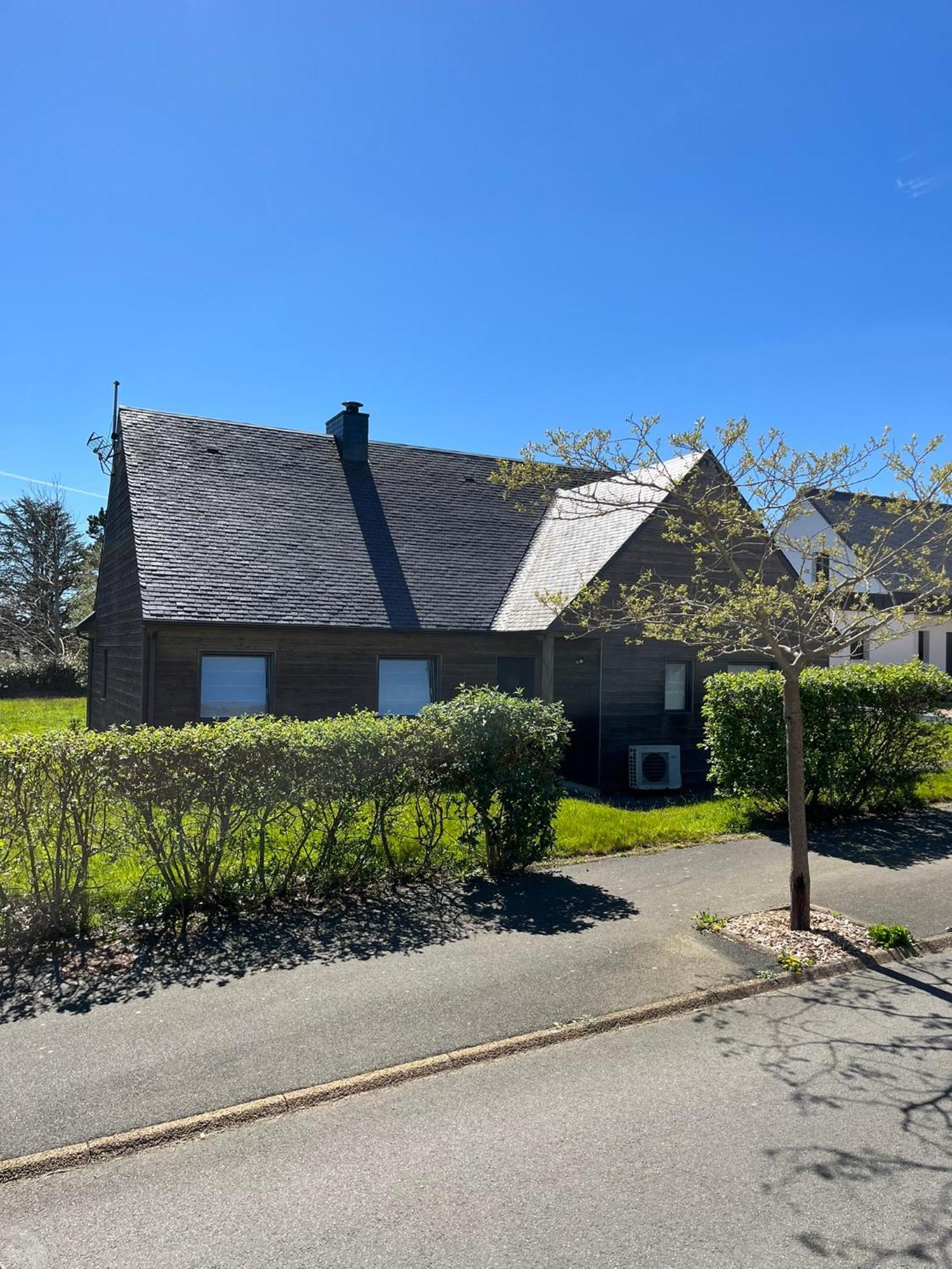 Belle Maison En Bois Perros - La Lande Esterno foto